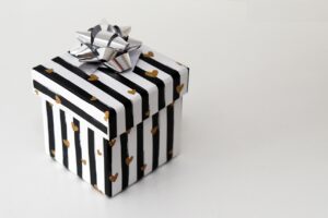 敬老の日に最適なサプリギフトを熨斗対応で購入できるギフトショップは？