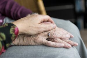敬老の日にぴったりな高級志向のサプリギフトセットは祖父母二人用に最適？